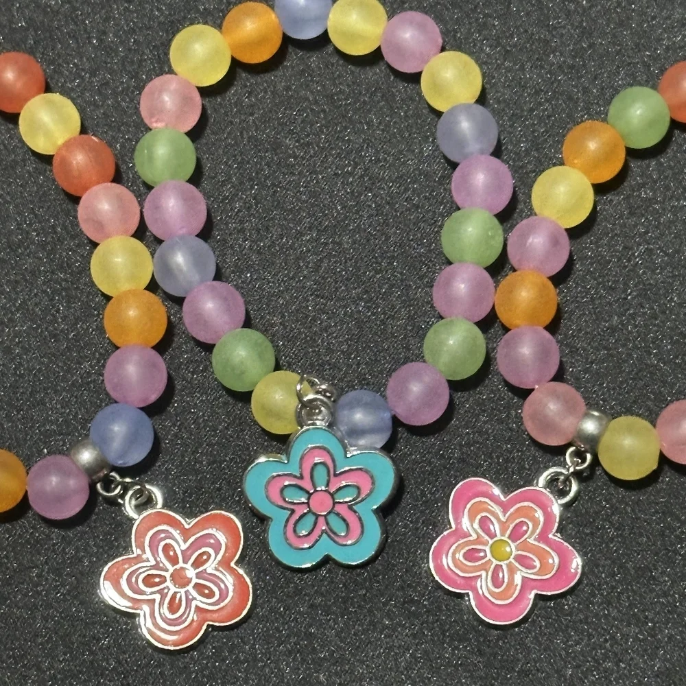 J427 Bulk Bundle of 11 NWOT Youth Stretch Bracelets